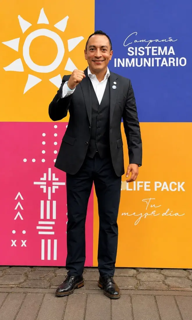 Rafa el Networker en campaña Sistema Inmunitario 4Life Pack